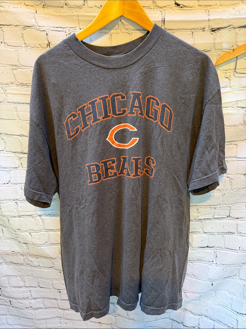 NFL Team Apparel Chicago Bears Graphic Tee Heather Gray Classic Logo Men XL